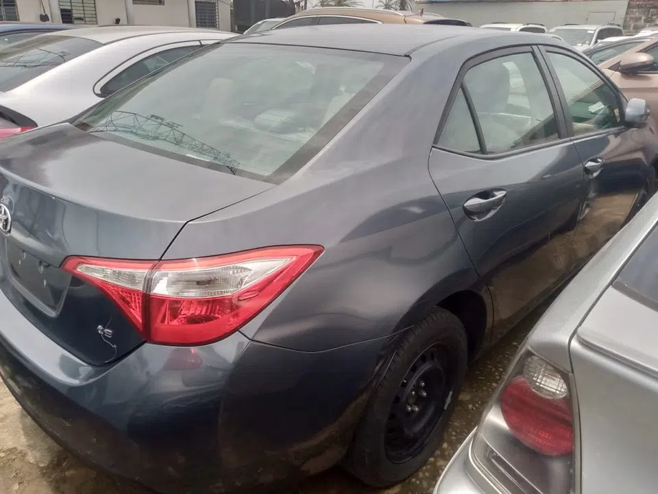 2014 Toyota Corolla — photo 3