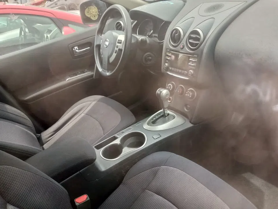 2012 Nissan Rogue — photo 2