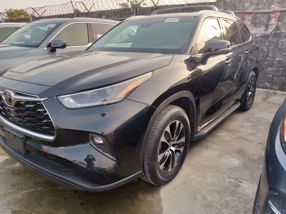 2021 Toyota Highlander — photo 3