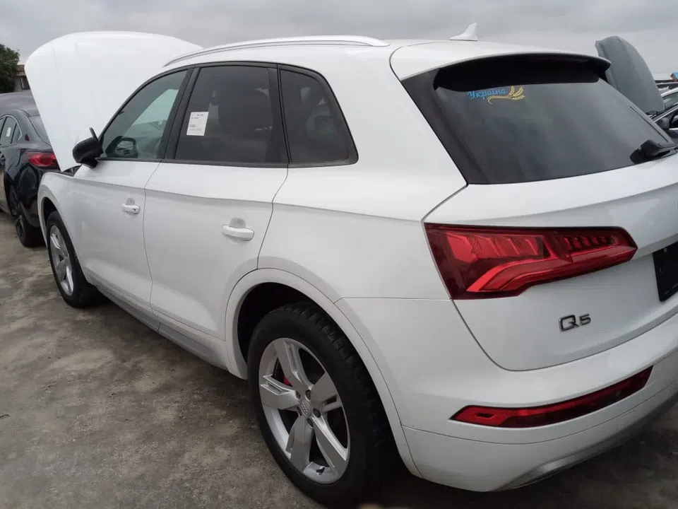 2018 Audi Q5 — photo 2