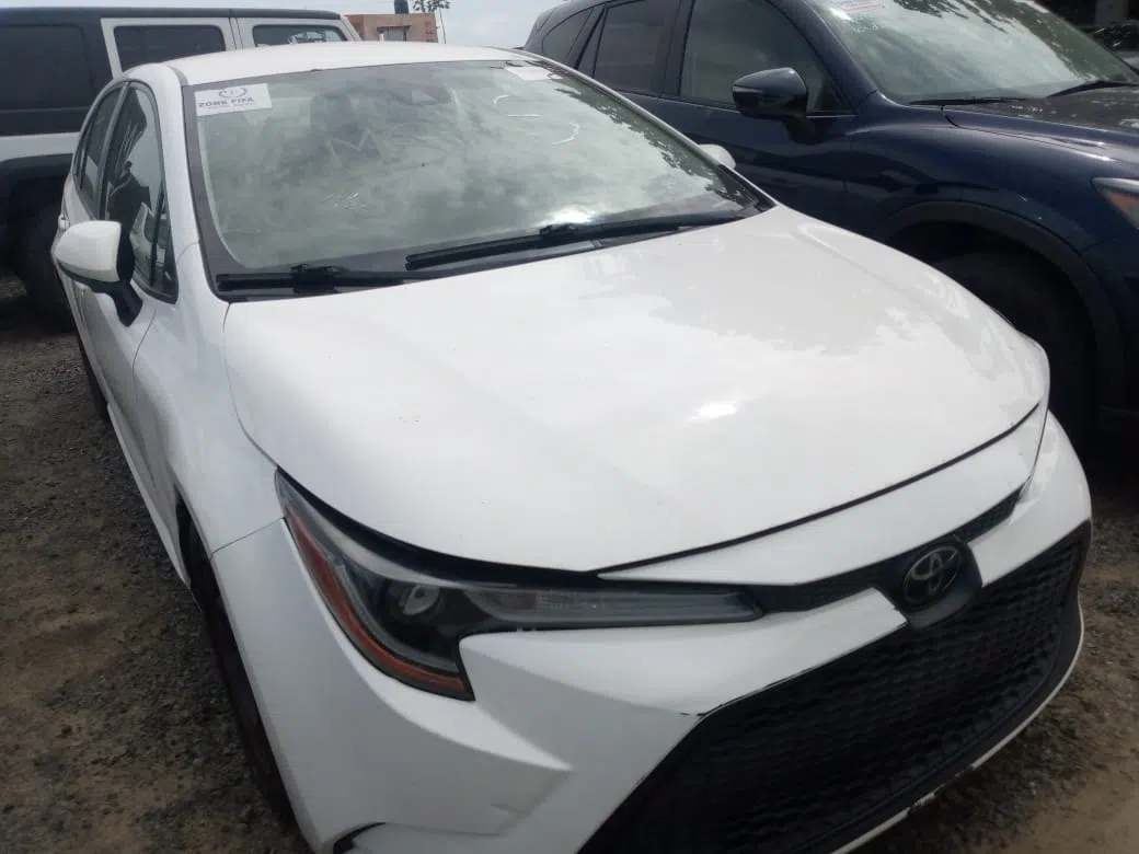 2020 Toyota Corolla — photo 1