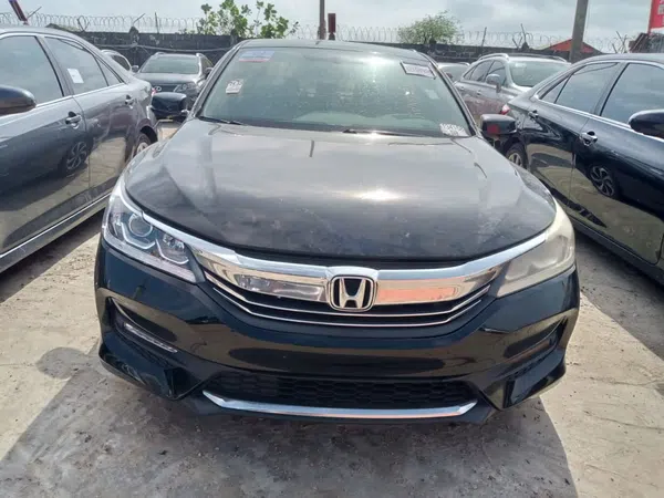 2016 Honda Accord – photos, prix et caractéristiques