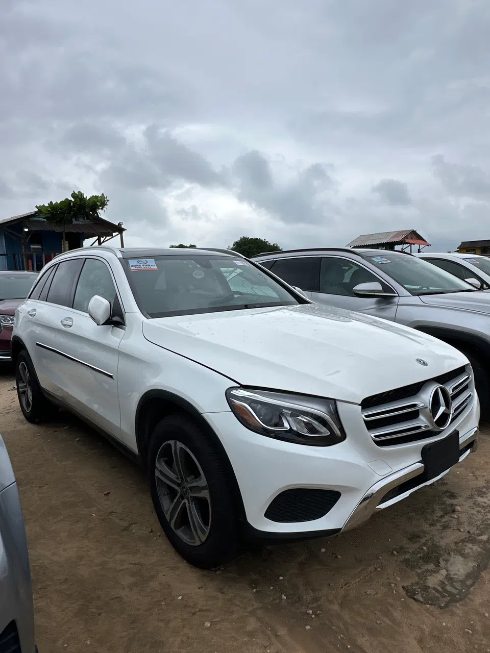 2018 Mercedes-Benz Glc-Class — photo 2