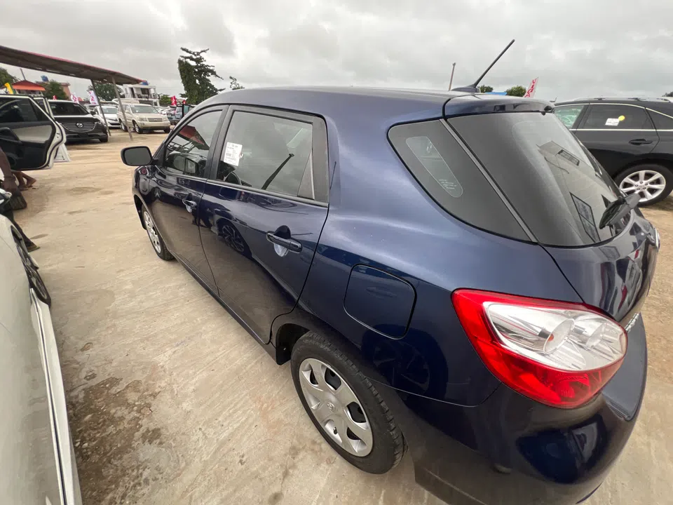2009 Toyota Corolla Matrix — sold vehicle — photo 3