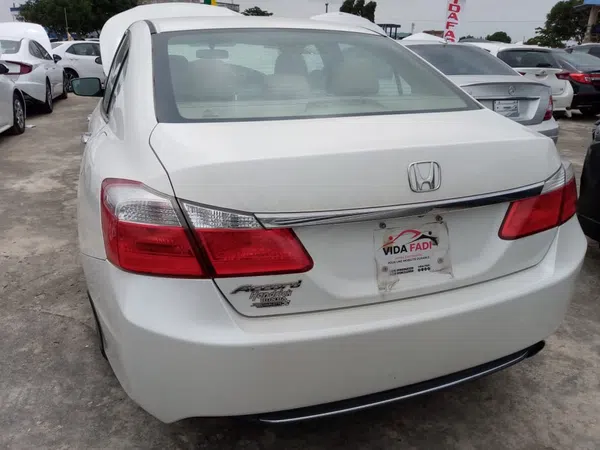 2013 Honda Accord – photos, prix et caractéristiques