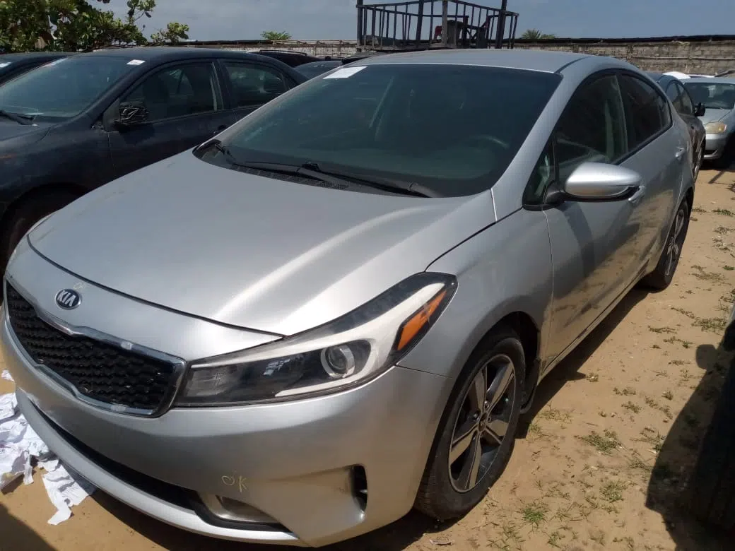 2018 Kia Forte — photo 1