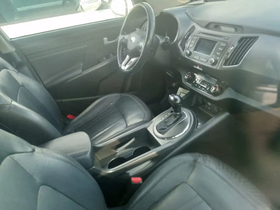 2013 Kia Sportage — photo 2
