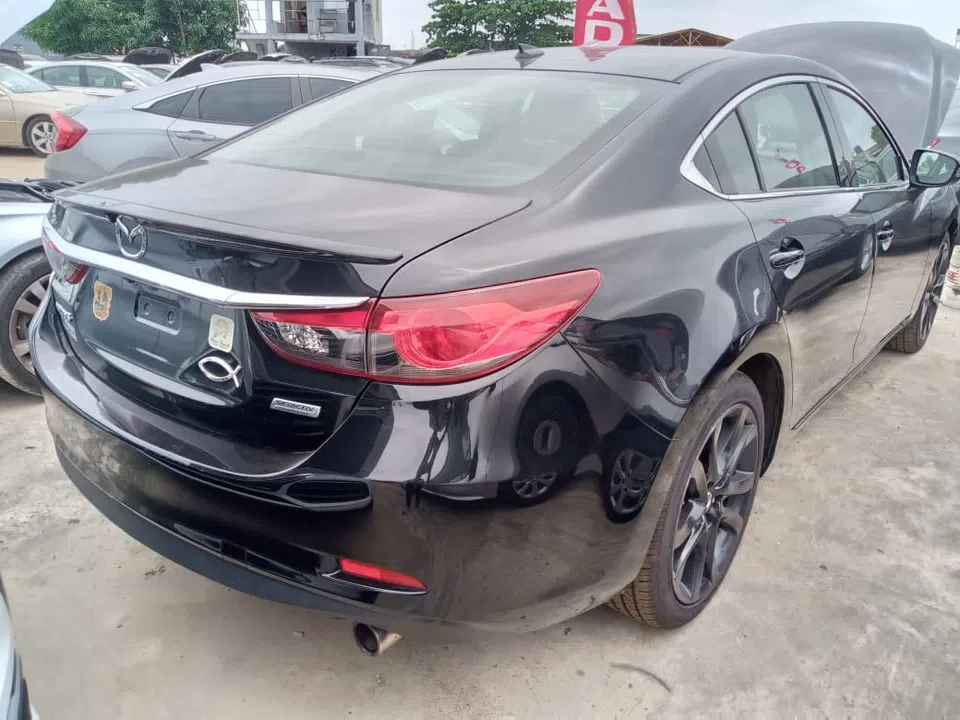 2015 Mazda 6 — photo 2