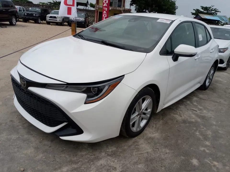 2020 Toyota Corolla — photo 2