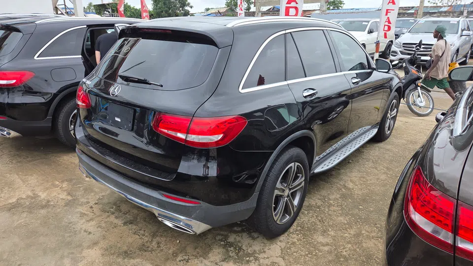 2016 Mercedes-Benz Glc-Class — photo 3
