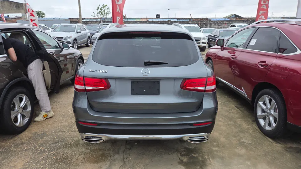 2017 Mercedes-Benz Glc-Class — photo 3
