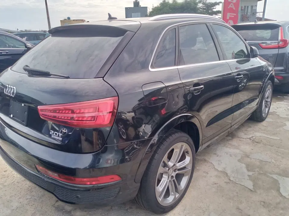 2016 Audi Q3 — véhicule vendu — photo 2