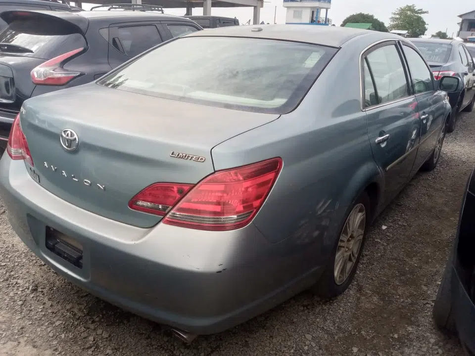 2009 Toyota Avalon — photo 3