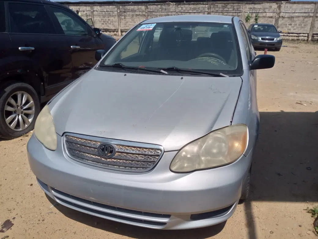 2006 Toyota Corolla — photo 1