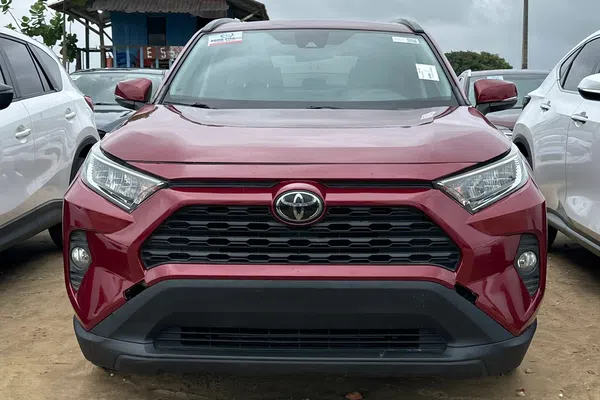 Toyota Rav4 xle – photos, prix et caractéristiques