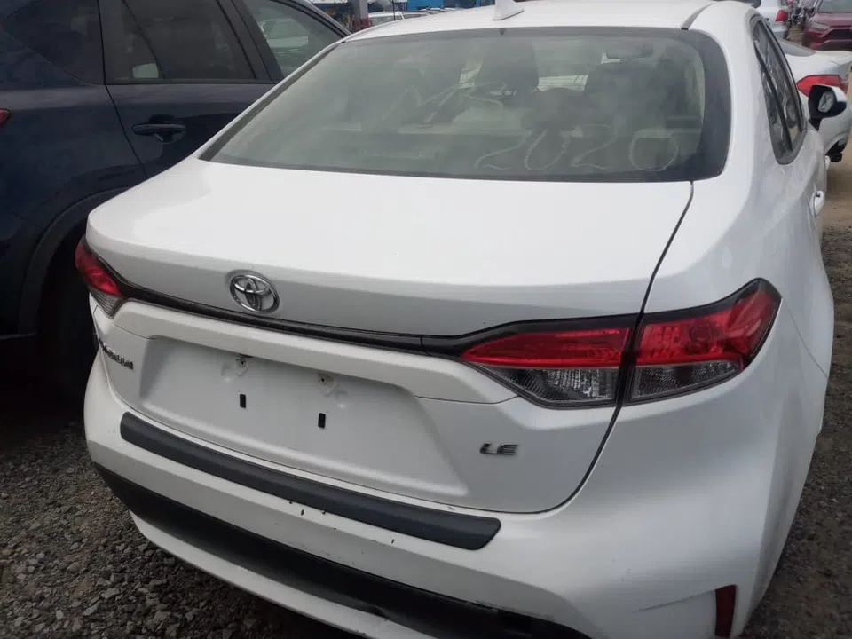 2020 Toyota Corolla — photo 3