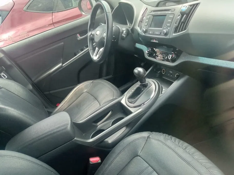 2013 Kia Sportage — photo 2
