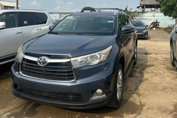2014 Toyota Highlander – photos, prix et caractéristiques
