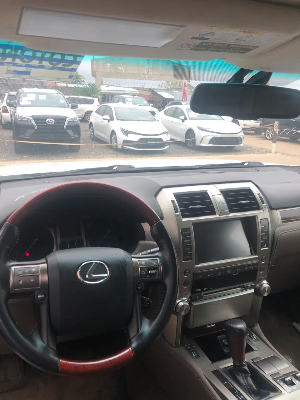 2010 Lexus Gx 460 — photo 2