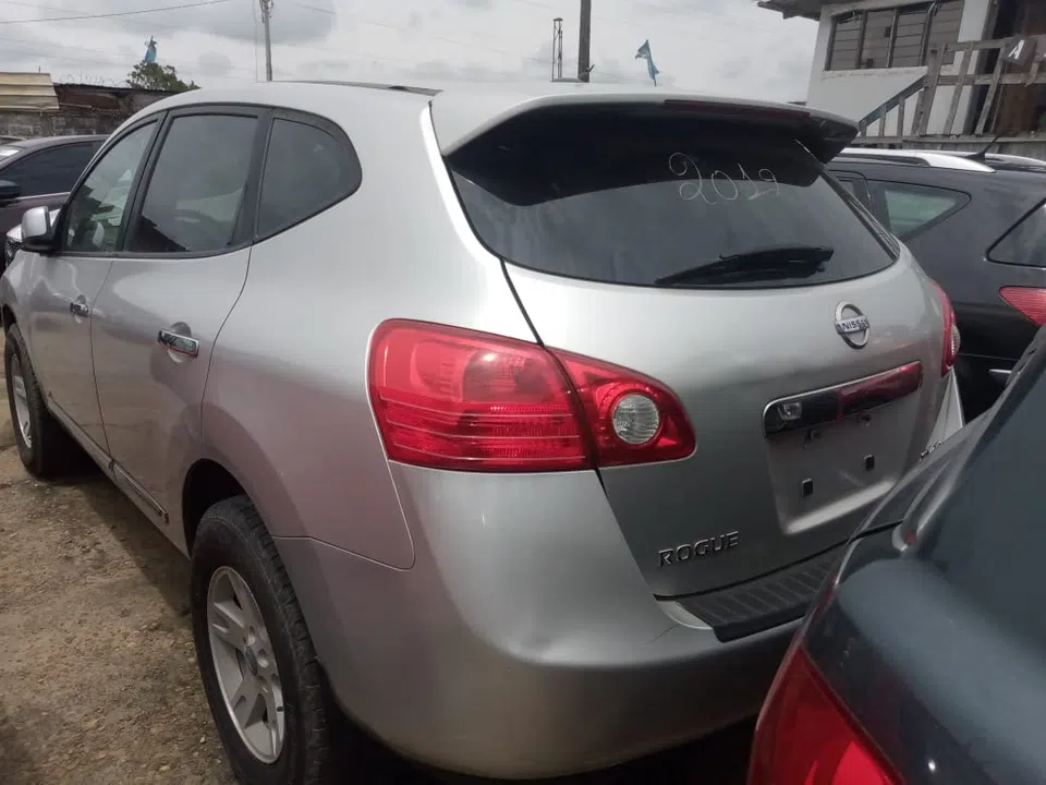 2012 Nissan Rogue — photo 3