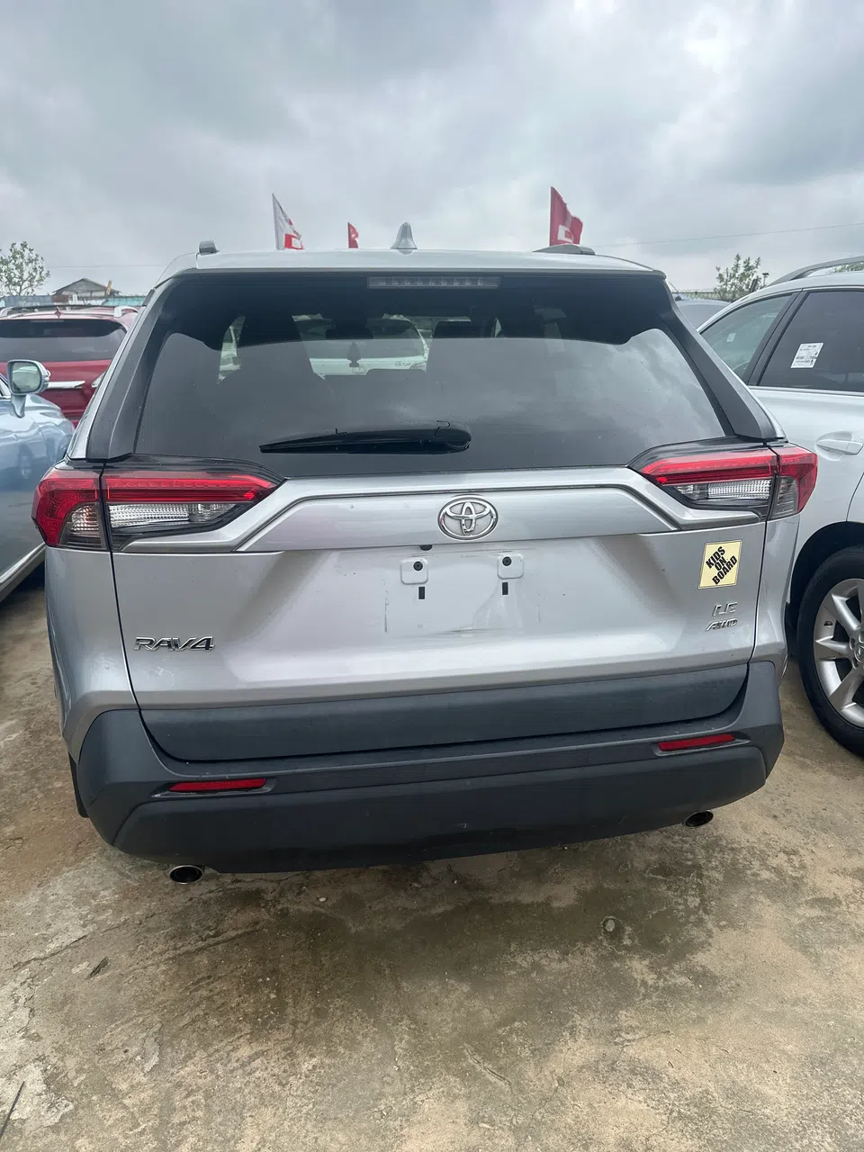 Toyota Rav4 le — photo 3