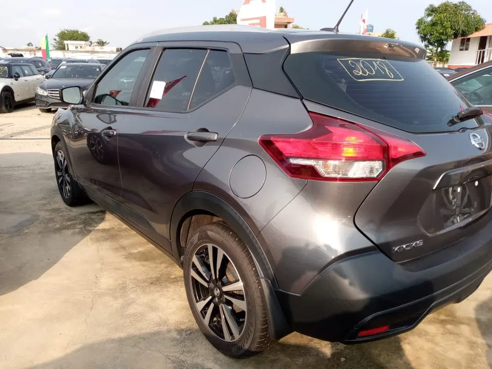 2018 Nissan Kicks — photo 2