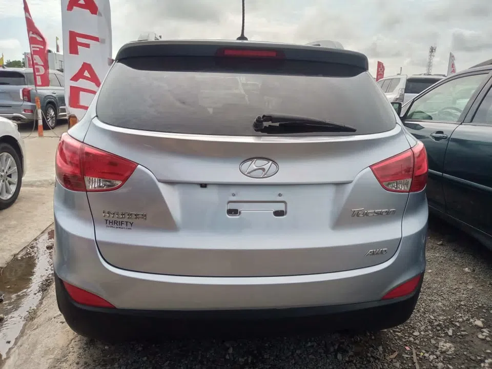 2012 Hyundai Tucson — photo 3
