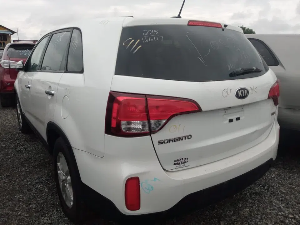 2015 Kia Sorento — photo 3