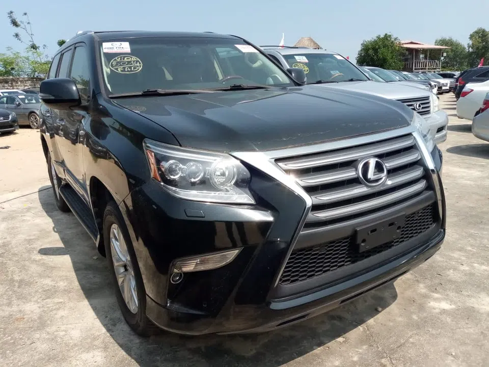 2014 Lexus Gx — photo 2