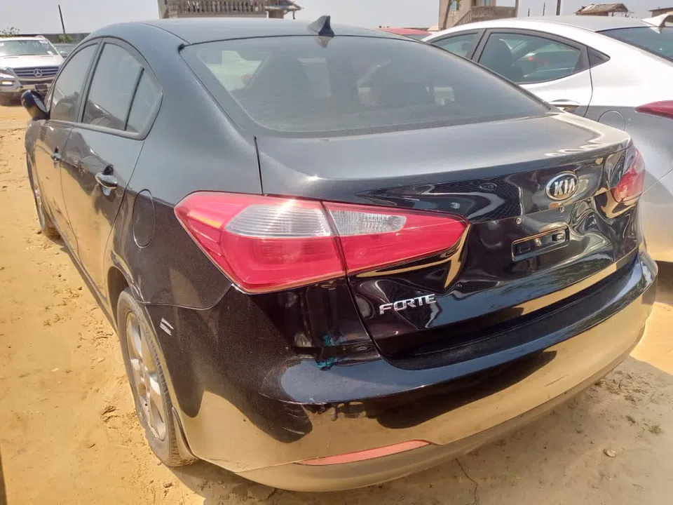 2016 Kia Forte — photo 3