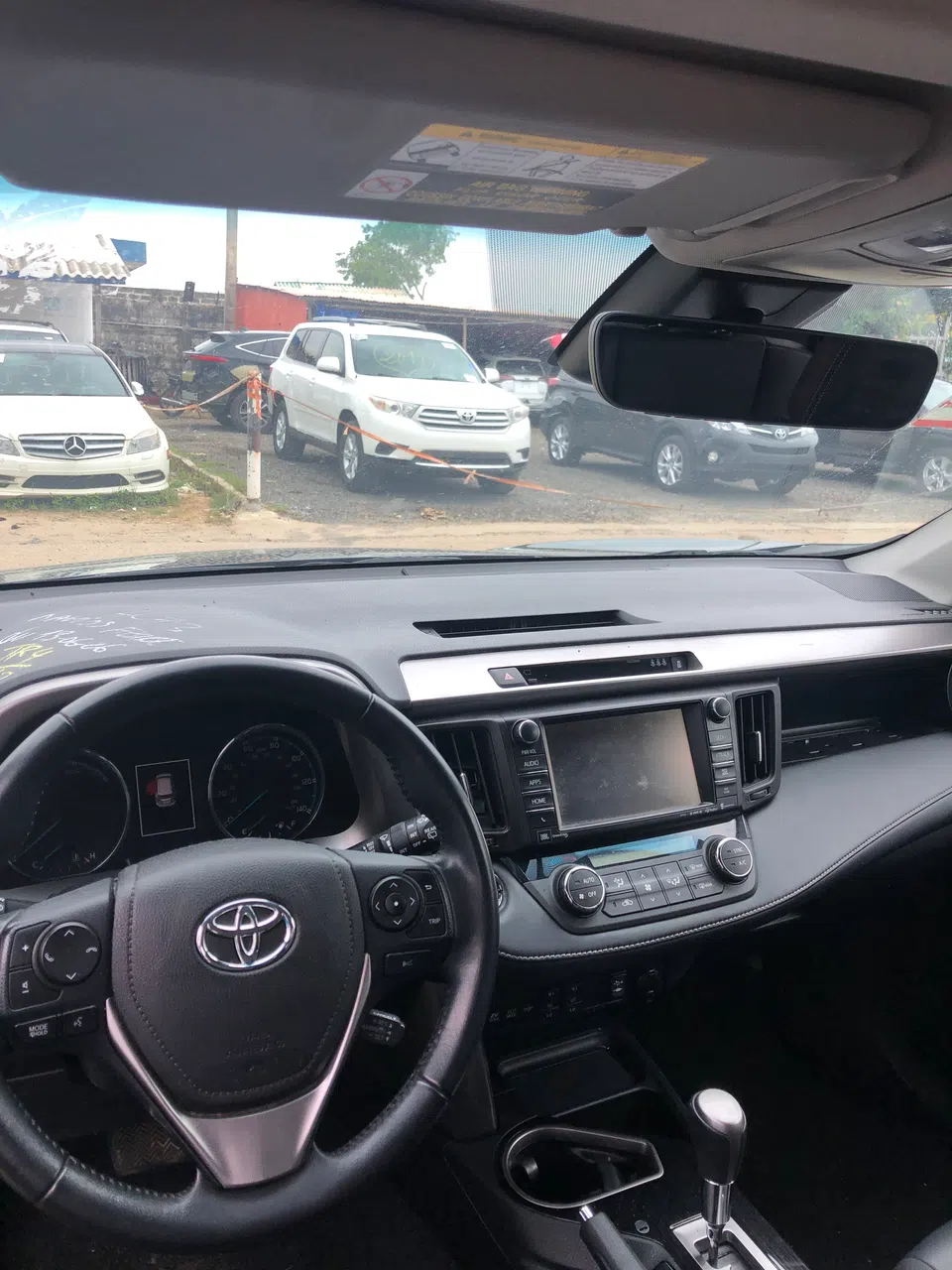 2018 Toyota Rav4 — photo 3