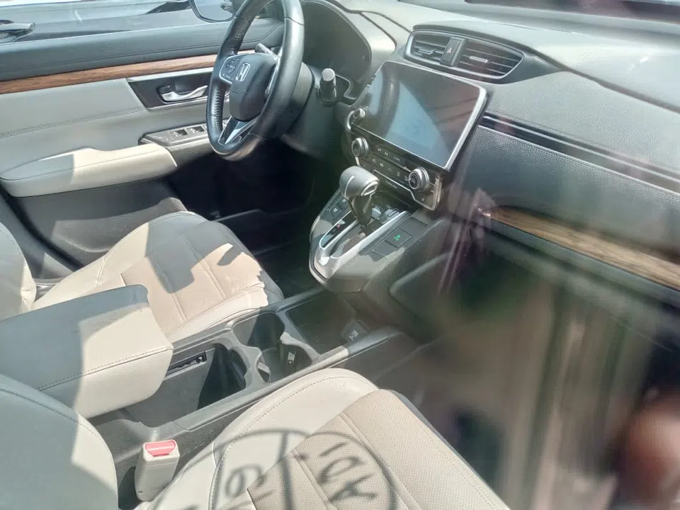 2019 Honda Crv — photo 2
