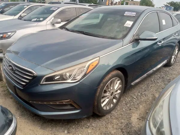 2015 Hyundai Sonata photos, price and features