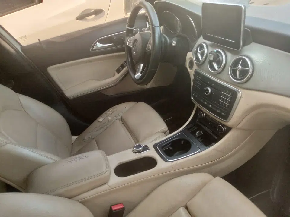 2017 Mercedes-Benz Gla-Class — photo 2