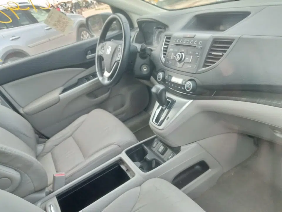 2013 Honda CR-V — photo 2