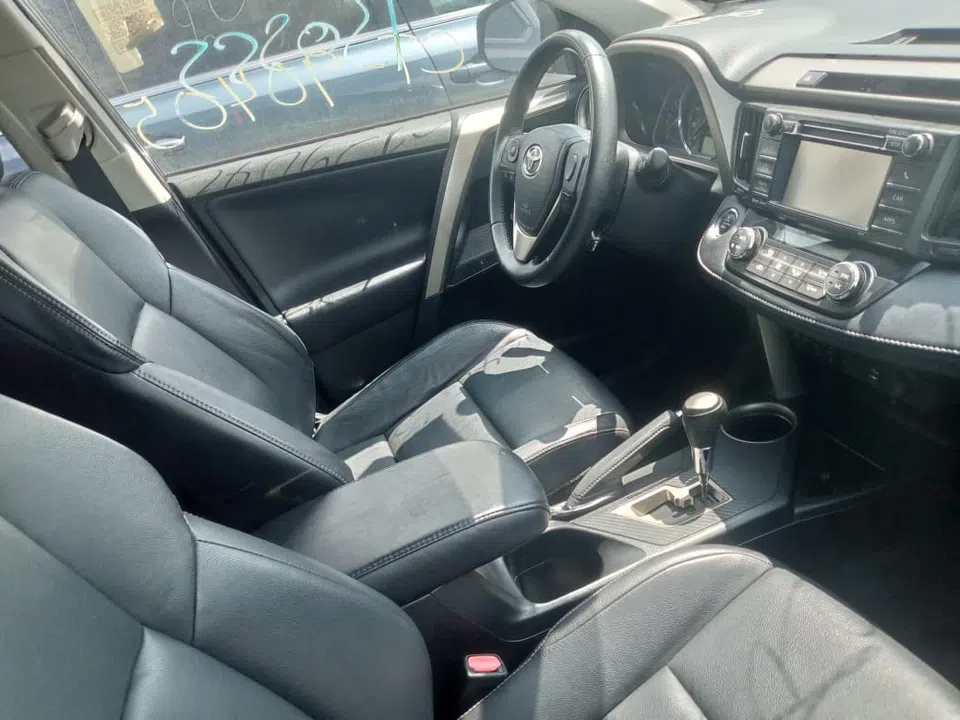 2013 Toyota Rav4 — sold vehicle — photo 3