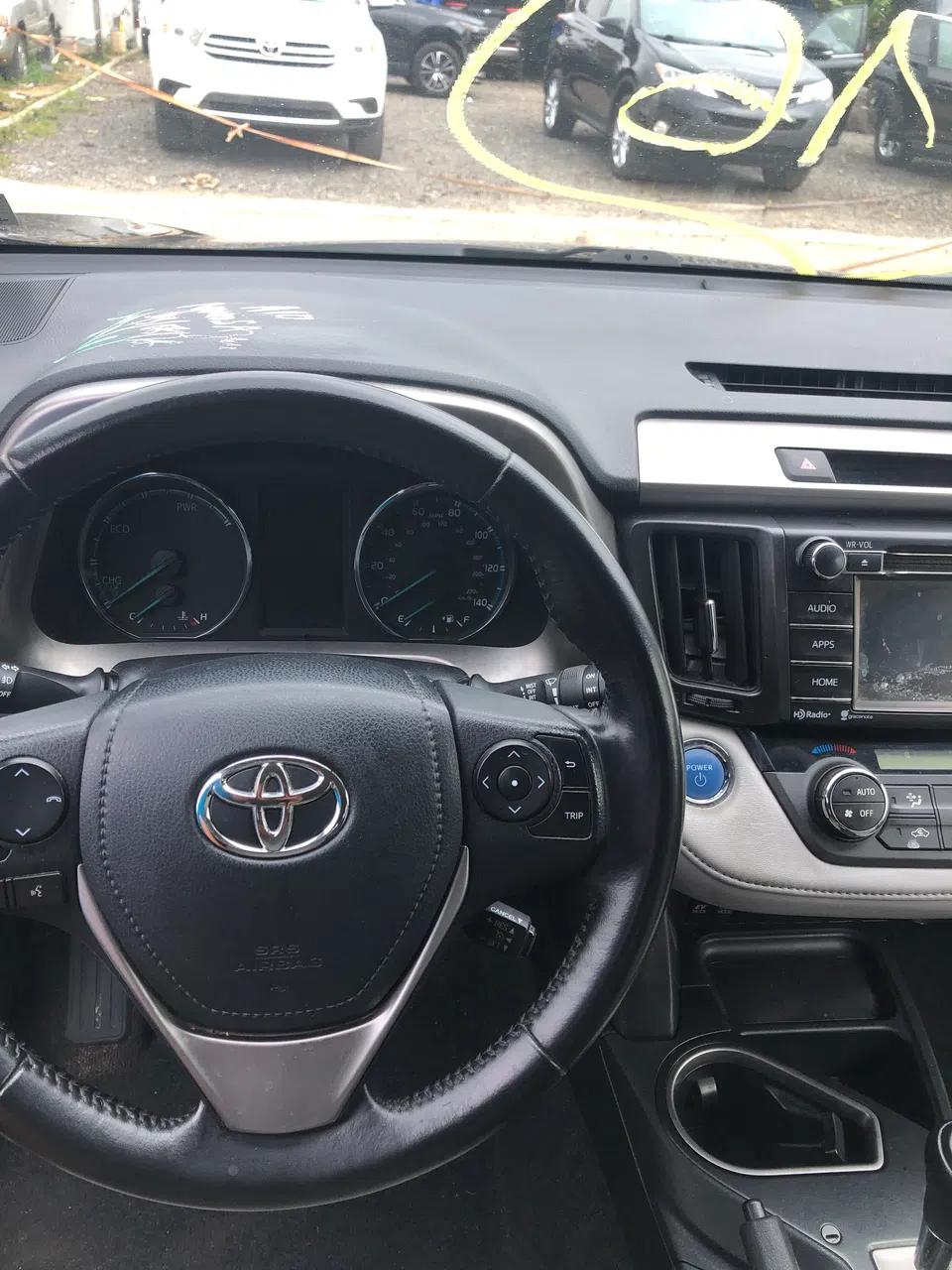 2016 Toyota Rav4 — photo 3