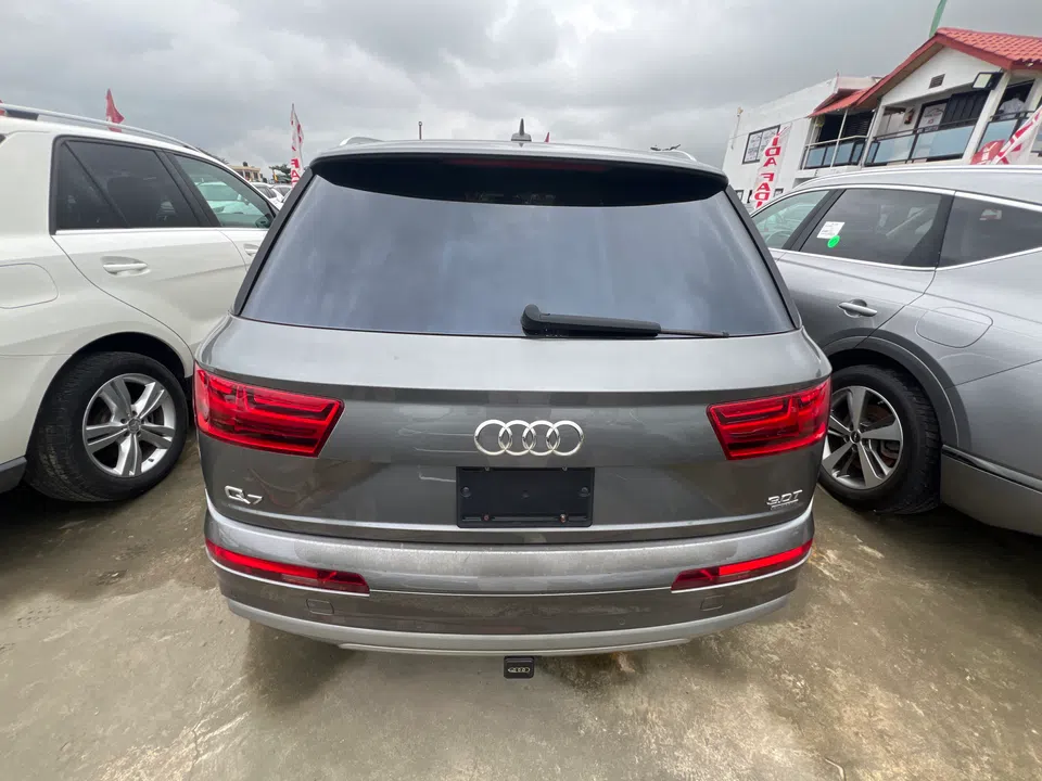 2017 Audi Q7 — photo 3