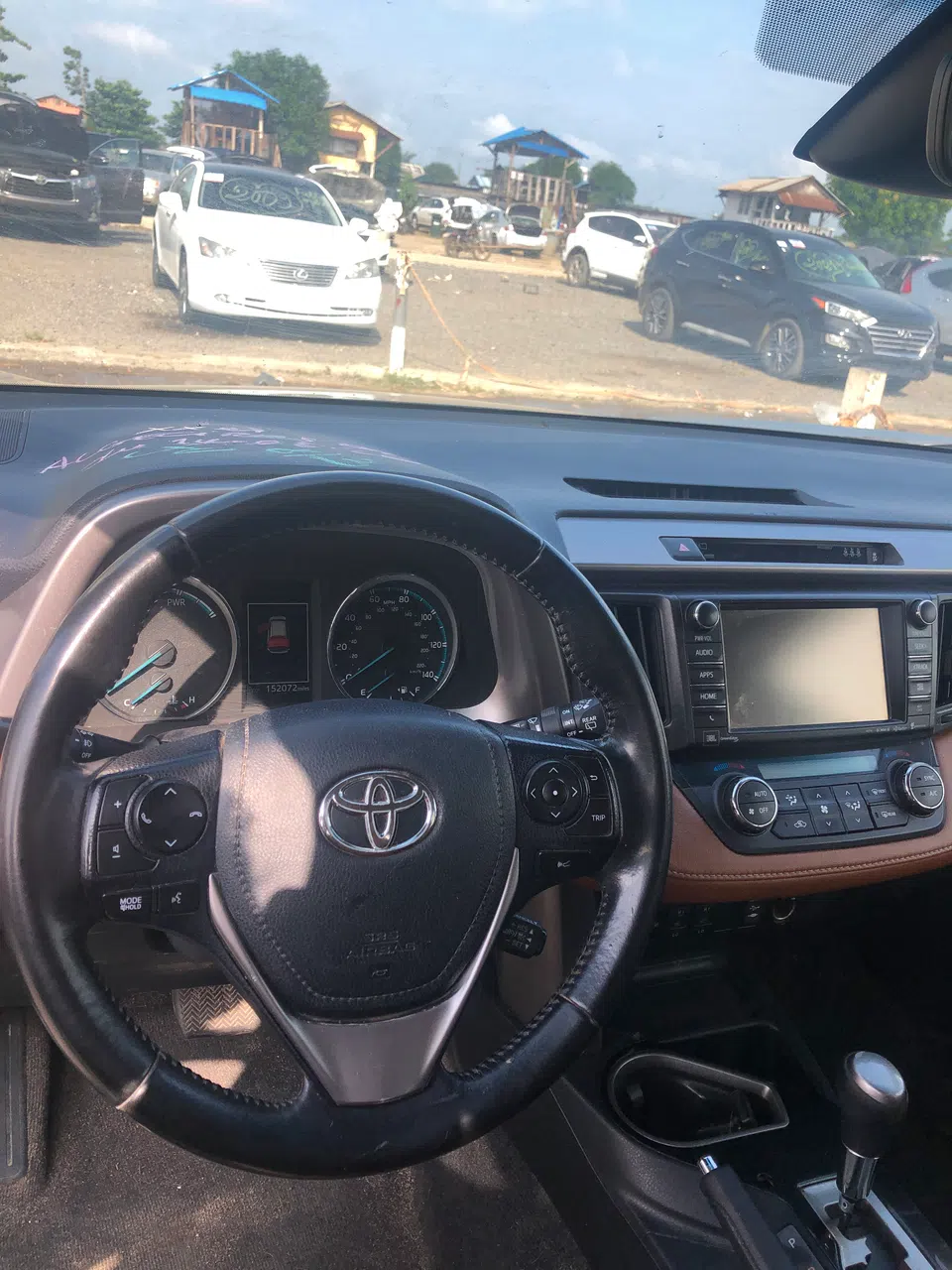 2017 Toyota Rav4 hybrid — photo 3