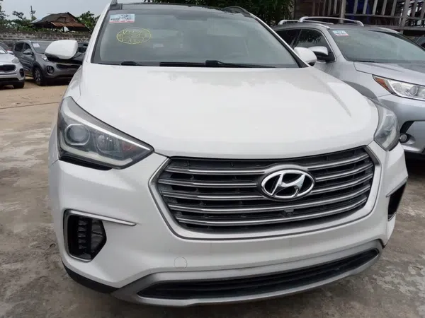 2017 Hyundai Santa Fee – photos, prix et caractéristiques