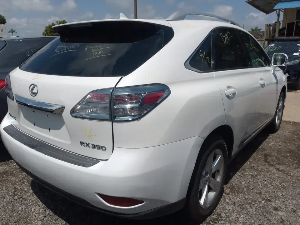2010 Lexus Rx — photo 3