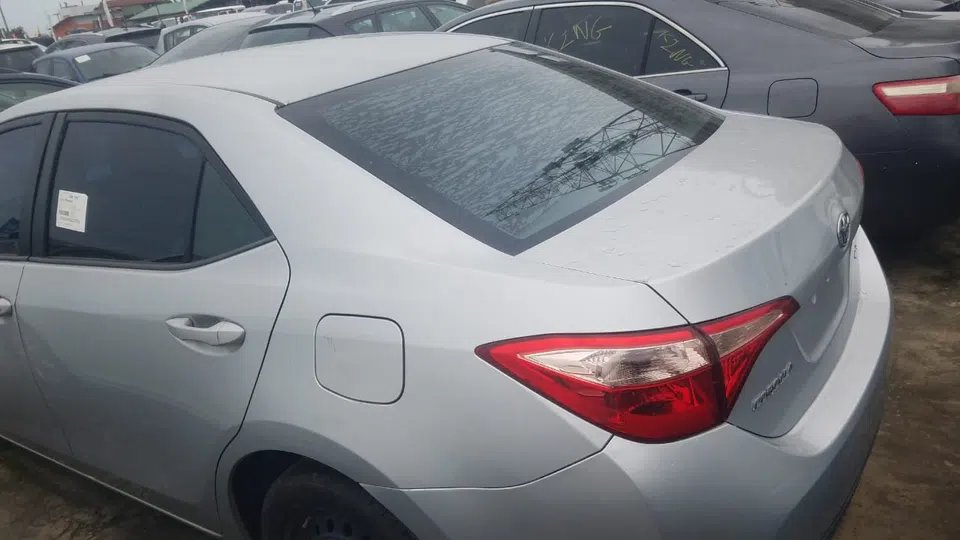 2018 Toyota Corolla — photo 3