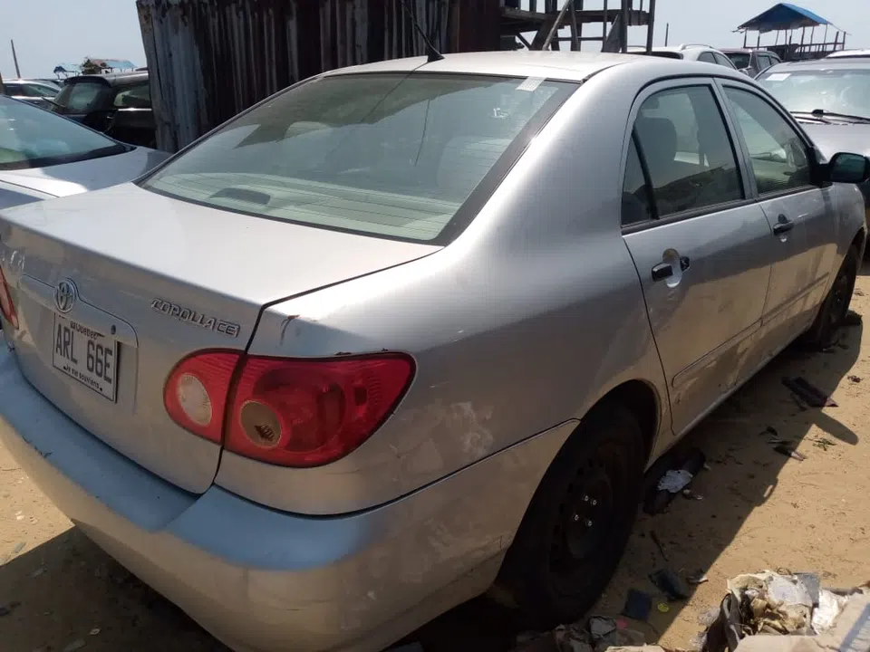 2006 Toyota Corolla — photo 3