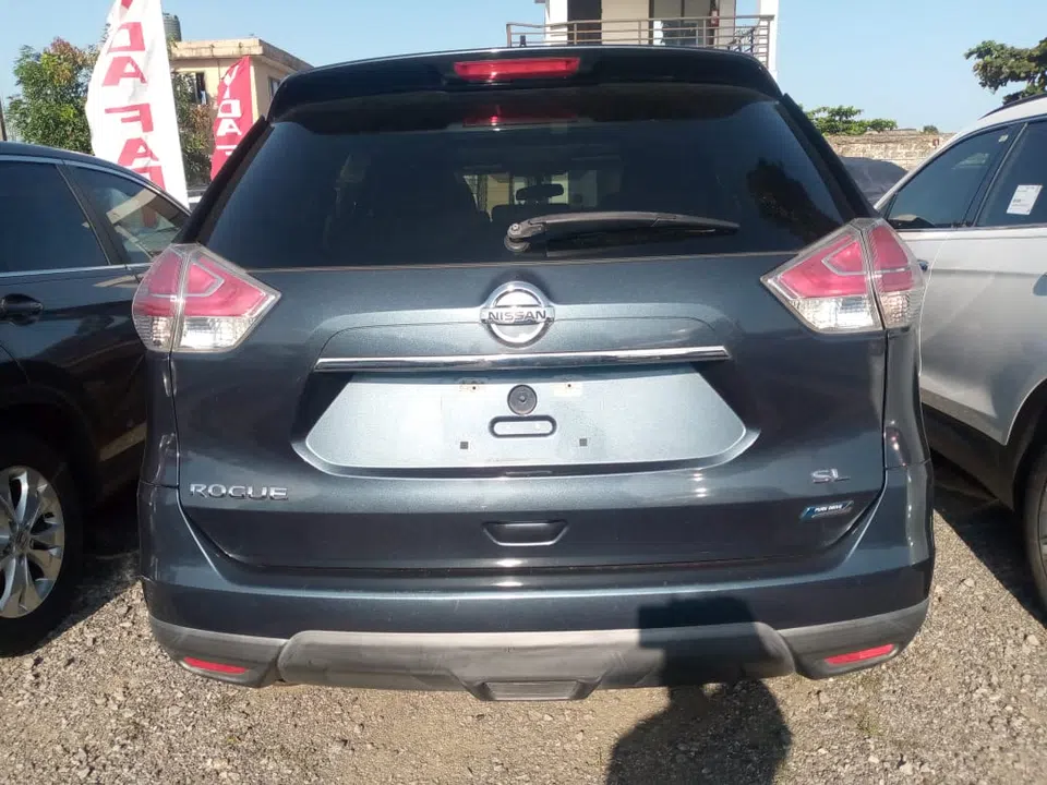 2014 Nissan Rogue — photo 3