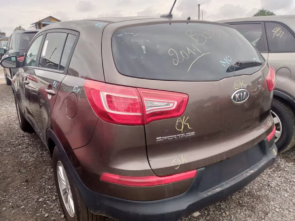 2011 Kia Sportage — photo 3