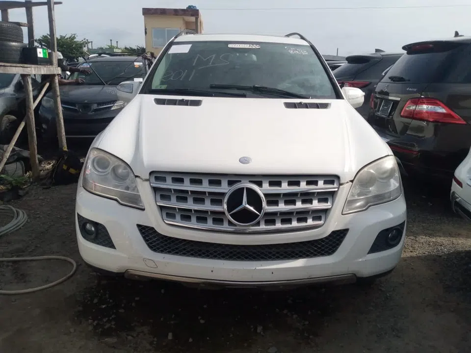 2010 Mercedes-Benz M-Class — photo 3