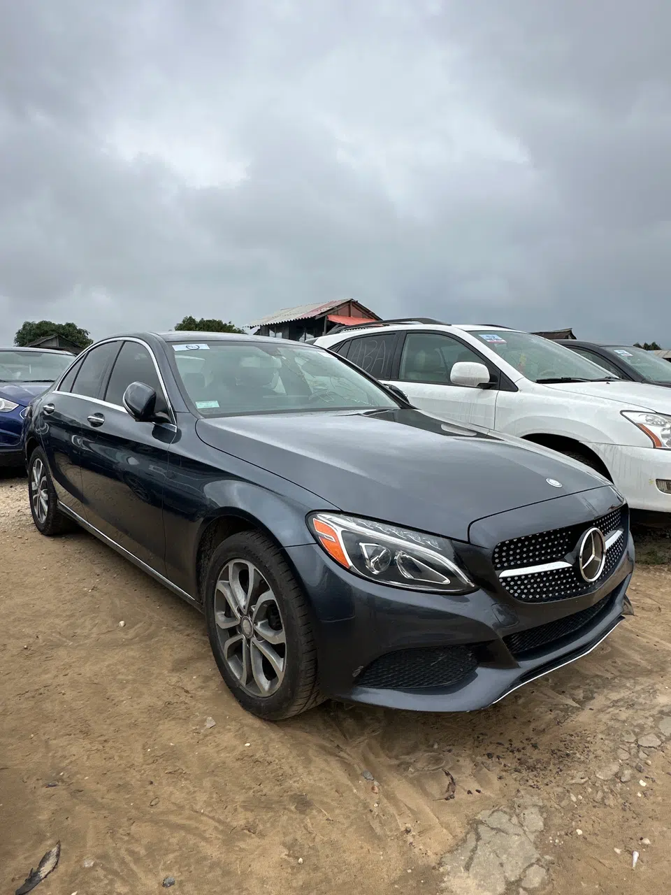 2015 Mercedes-Benz C-Class — photo 2
