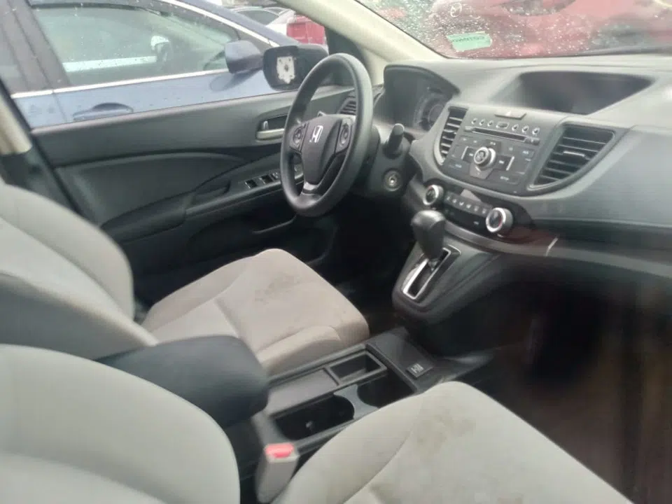 2015 Honda CR-V — photo 2