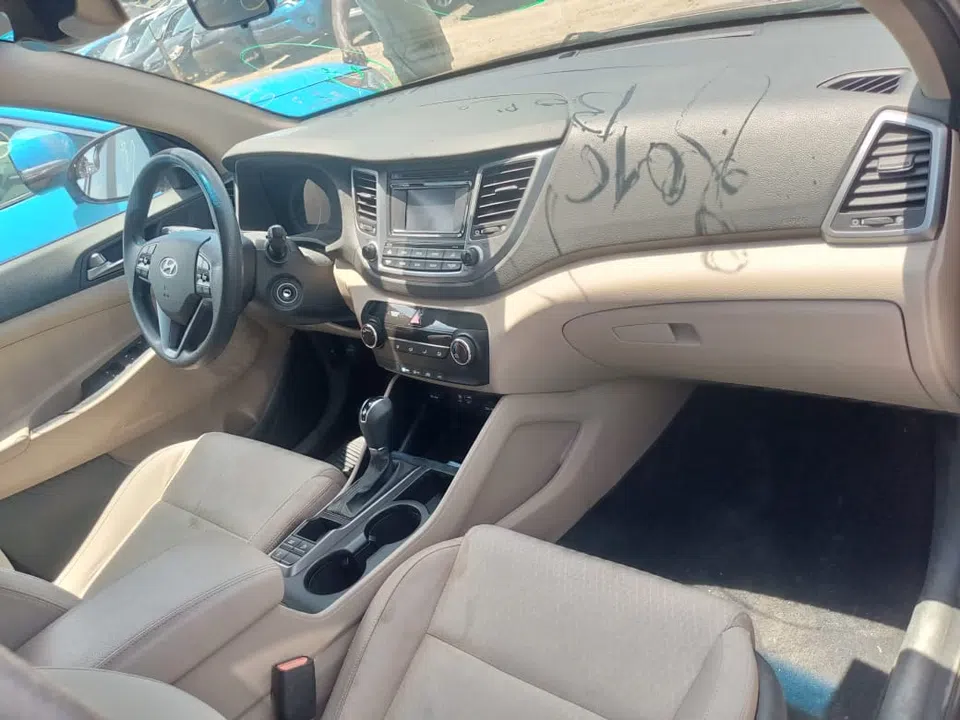 2016 Hyundai Tucson — photo 2