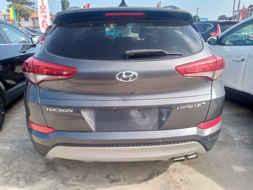 2017 Hyundai Tucson — photo 2